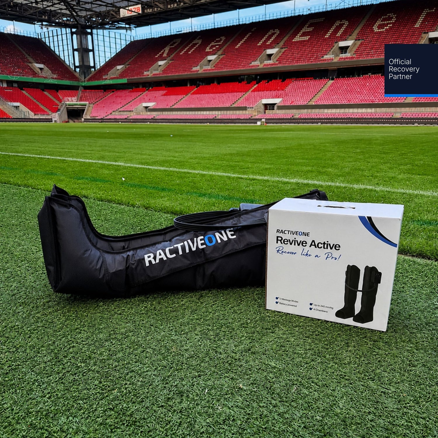 Bottes de recuperation Revive Active devant un stade